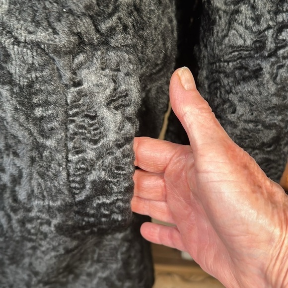 VINTAGE Itemhouse INC. Authentic Black Curly Textured Lambswool Coat Gothic - Picture 4 of 12
